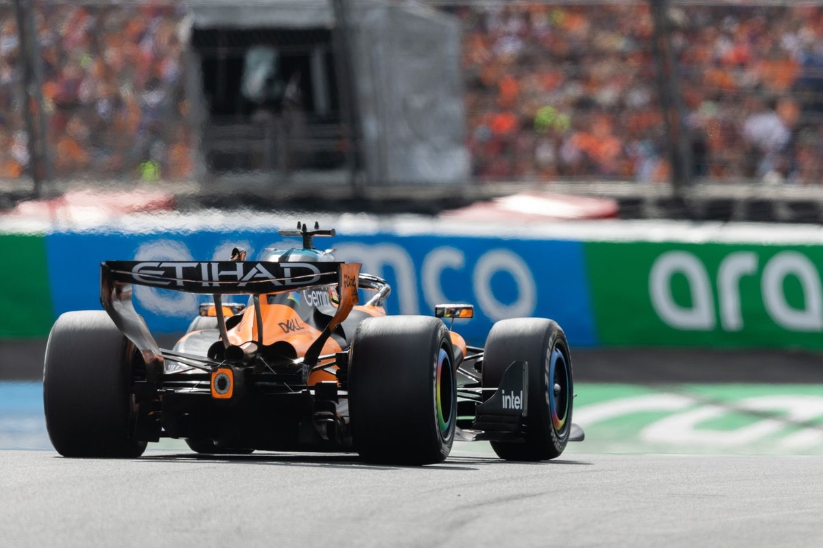 McLaren ставит ва-банк: новое крыло и таинственный H-Wing в Монце
