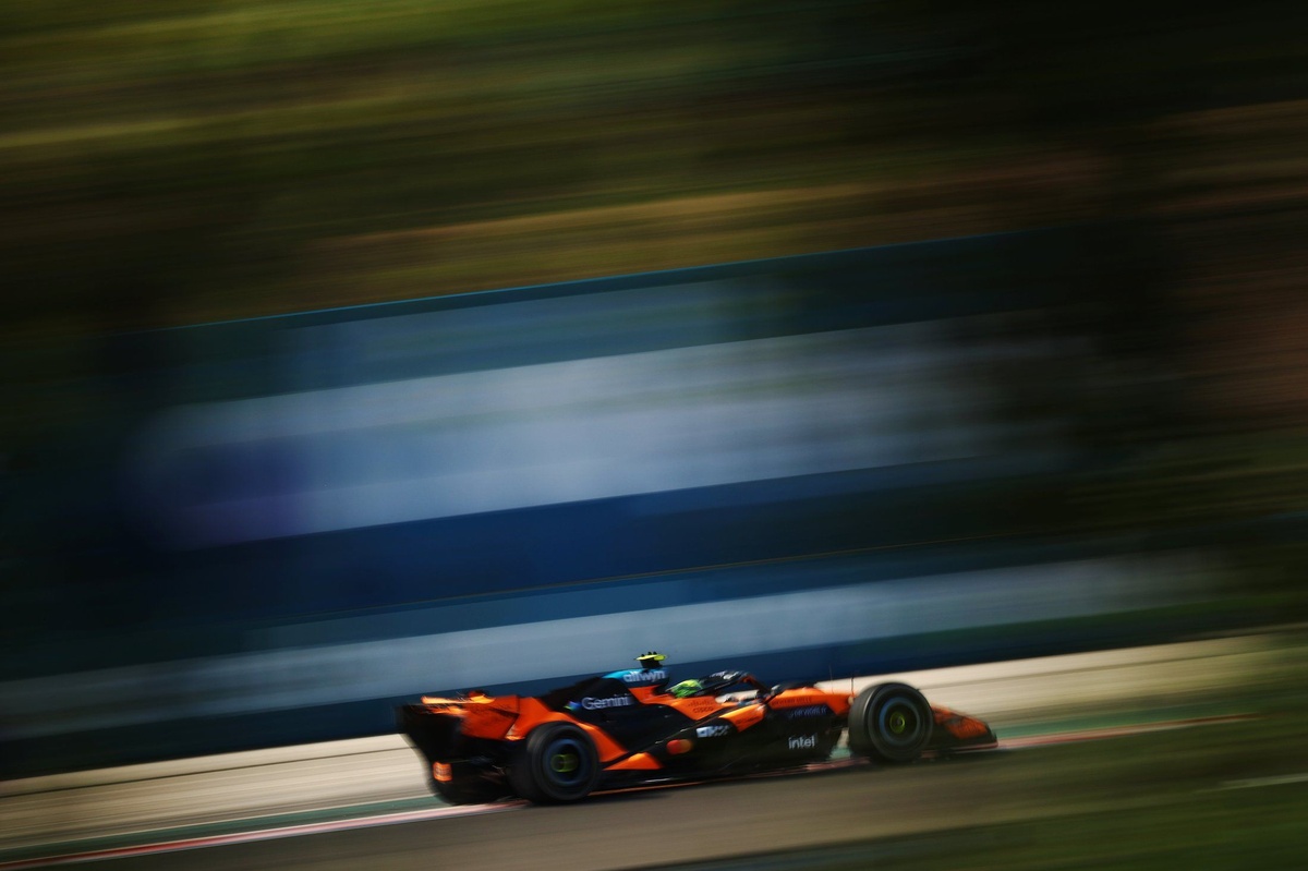 Вольфф отказался паниковать из-за прорыва McLaren