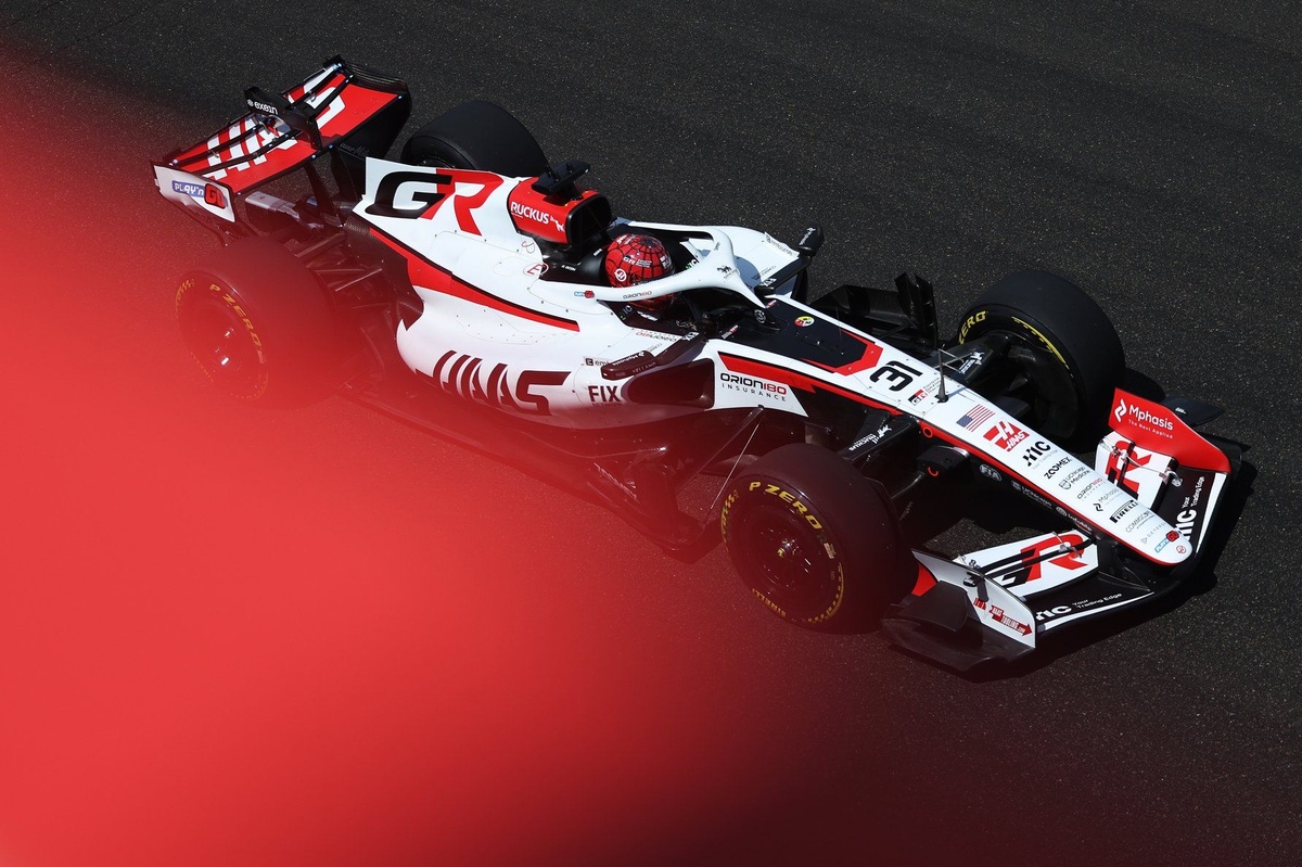 Проблемы Haas мешают оценить форму Эстебана Окона