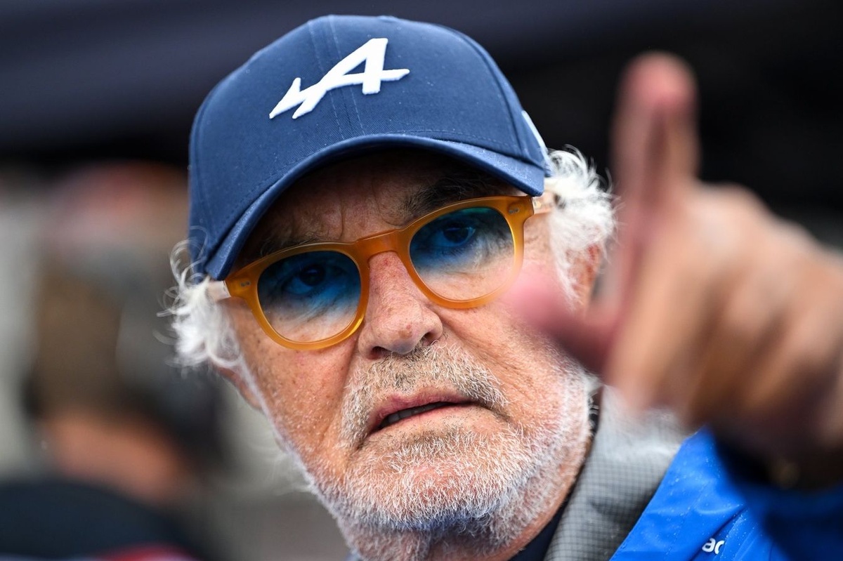 Бриаторе обвинил судью FIA в предвзятости из-за связей с McLaren