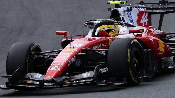 Хэмилтон ткнул Ferrari носом в опыт Mercedes