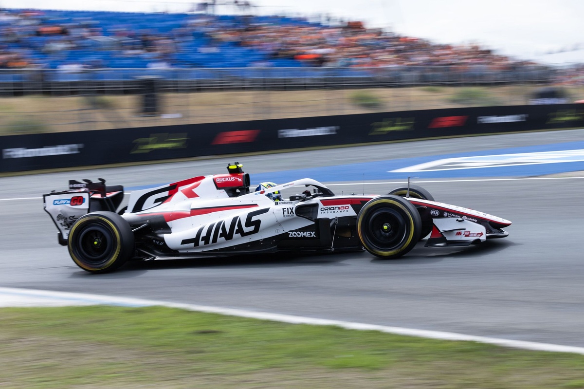 В Haas рассказали, почему новый мотор Ferrari получил Беарман, а не Окон