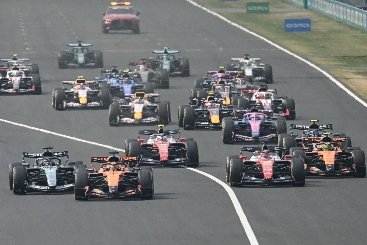 FIA признала опоздание с моторным регламентом