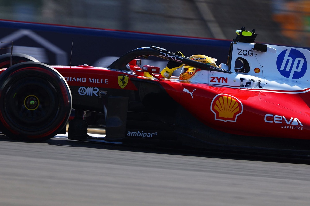 Льюис Хэмилтон объяснил, почему отказался от симулятора Ferrari