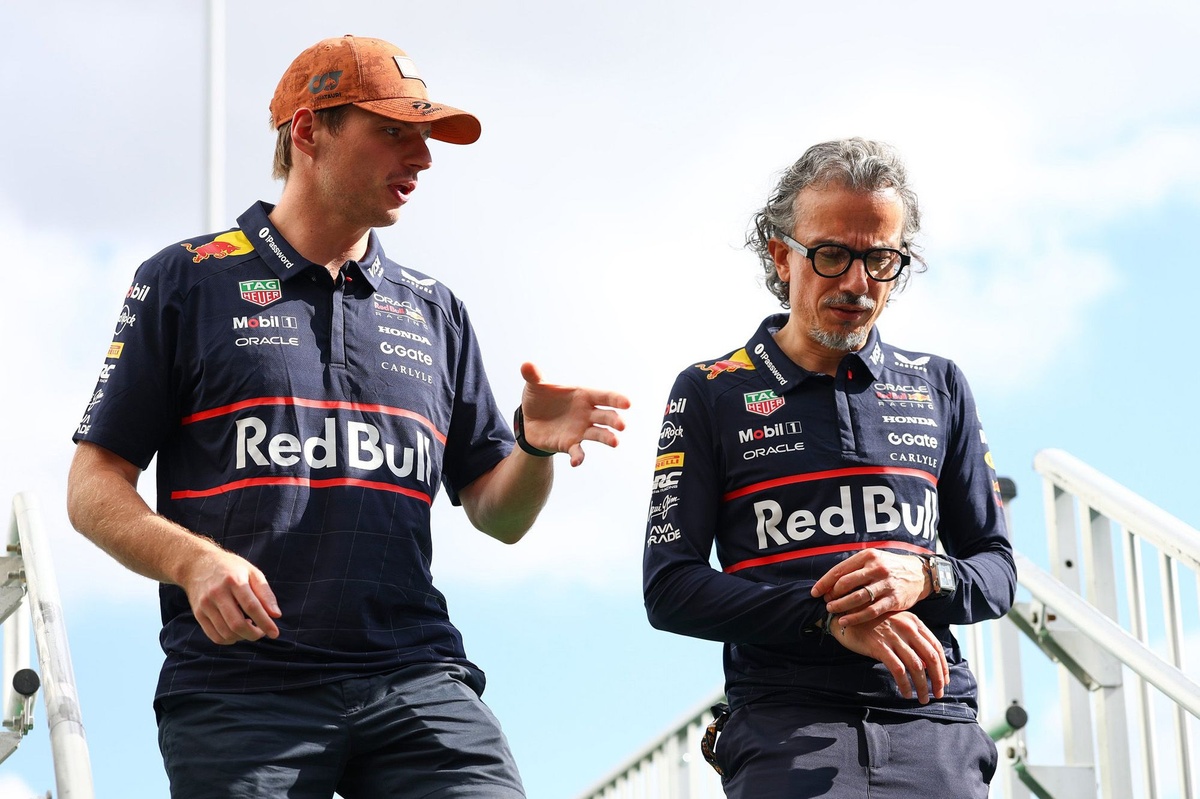 Ферстаппен поставил точку в слухах о переходе из Red Bull