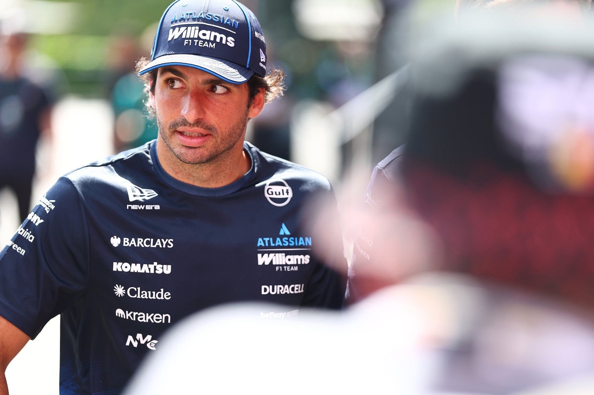 Штайнер раскритиковал FIA за поблажку Сайнсу после аварии
