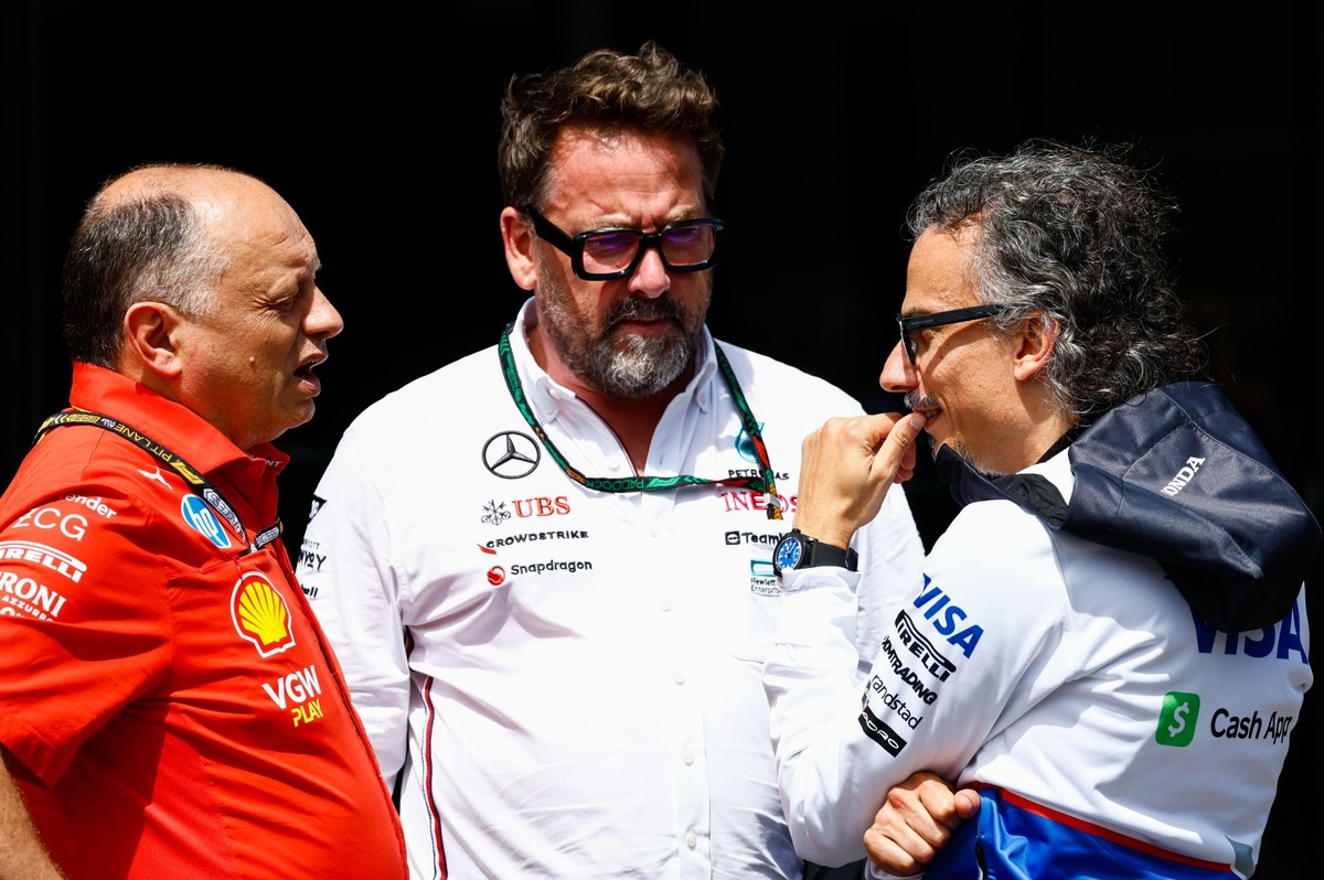 Громкий трансфер в Формуле-1: Red Bull переманивает лидера Mercedes