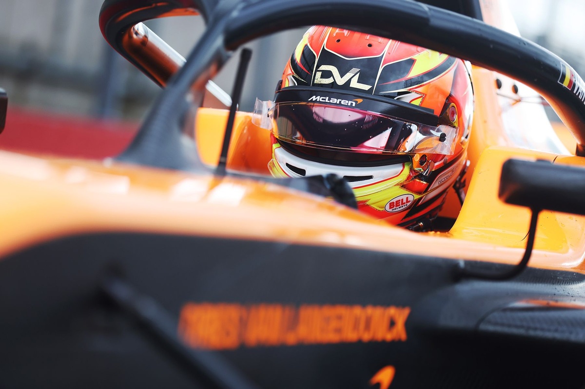 Макс Ферстаппен взял под крыло юниора McLaren Дриса ван Лангендонка