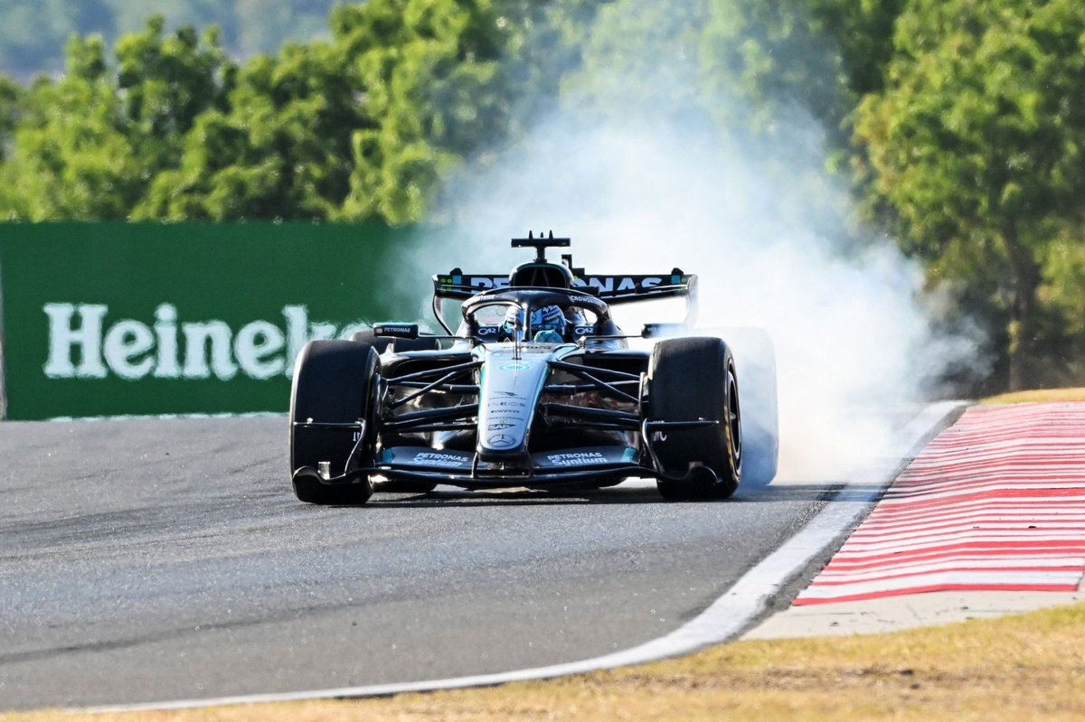 Джордж Рассел: Худшие опасения Mercedes насчет Ferrari подтвердились